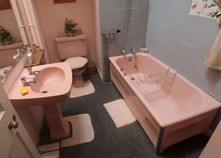 girly bathroom ideas