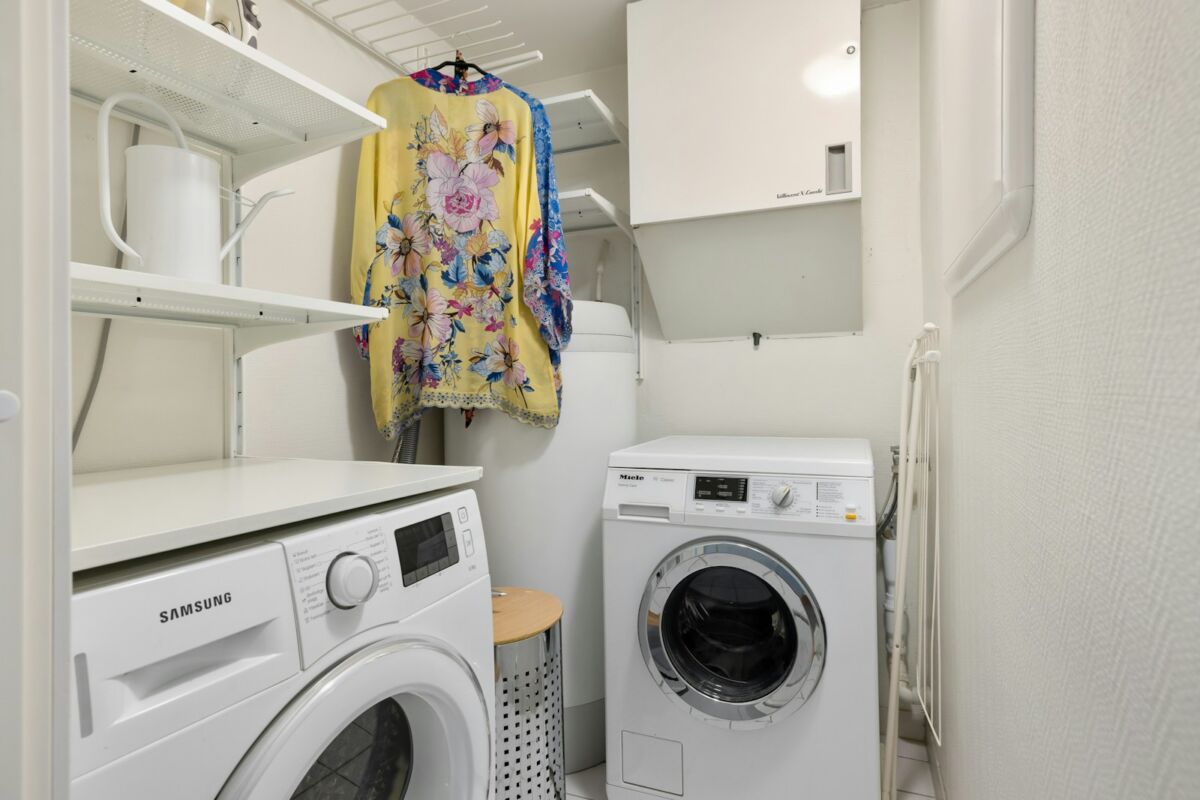 A laundry room with a washer and dryer, Laundry Room Ideas